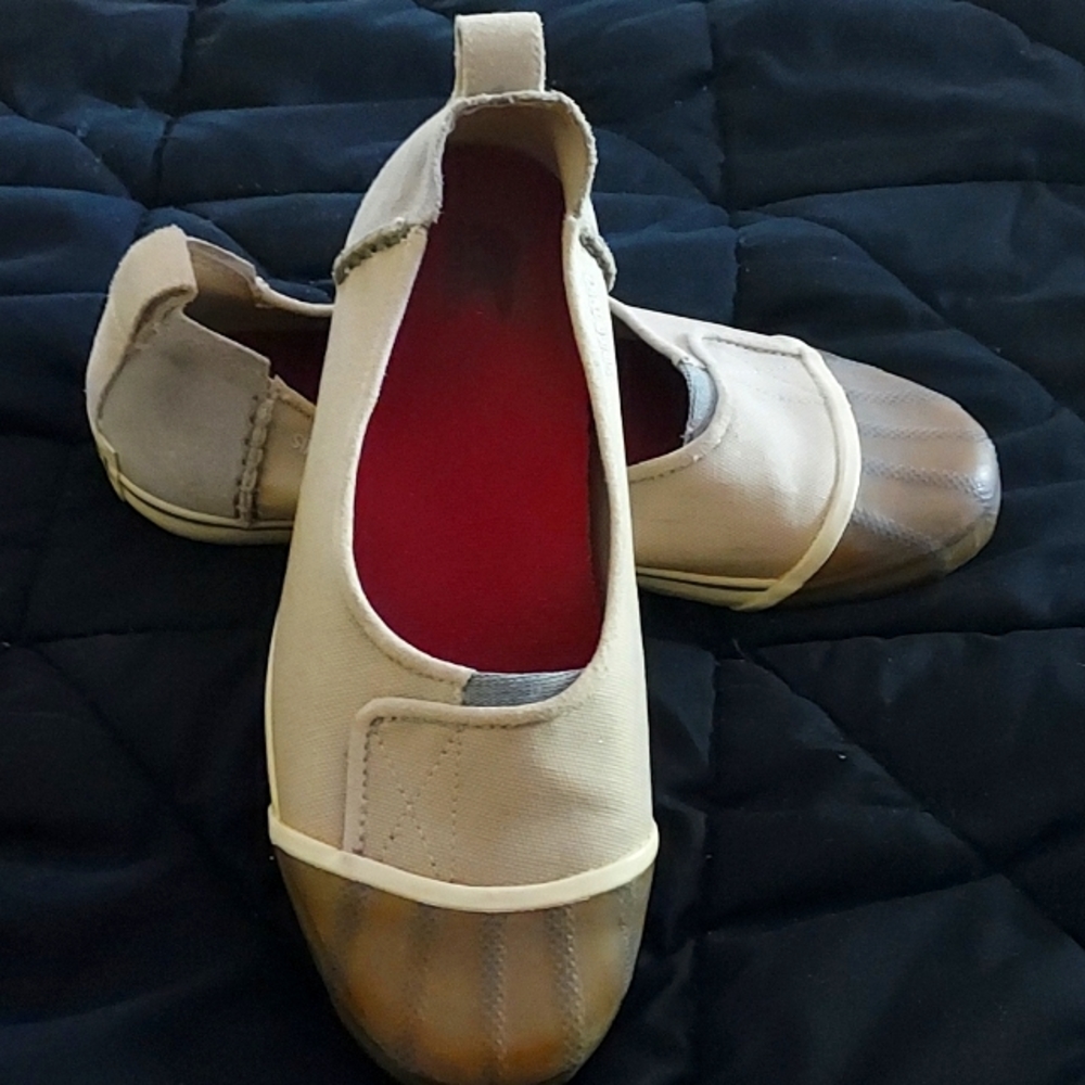 Sorel Slip-ons size 10